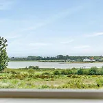 12 Bedroom In Casa vacanze