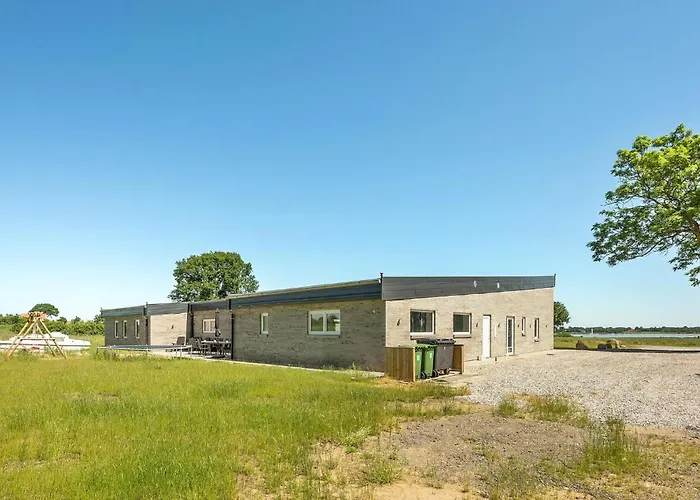 12 Bedroom In Holiday home *