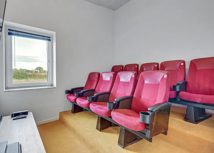 12 Bedroom In Vakantiehuis Haderslev