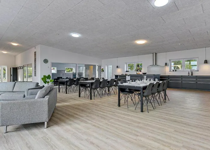 12 Bedroom In Vakantiehuis Haderslev